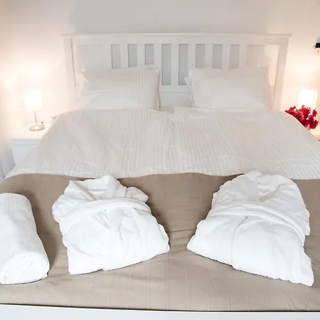 Beneste Nerja Hostal Hotell