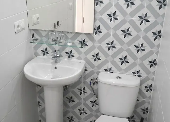 Отель Beneste Nerja Hostal 2*