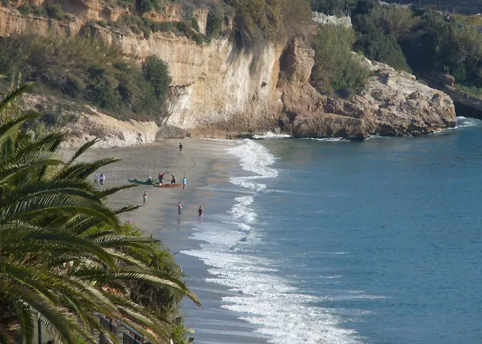 Beneste Nerja Hostal 2* Нерха