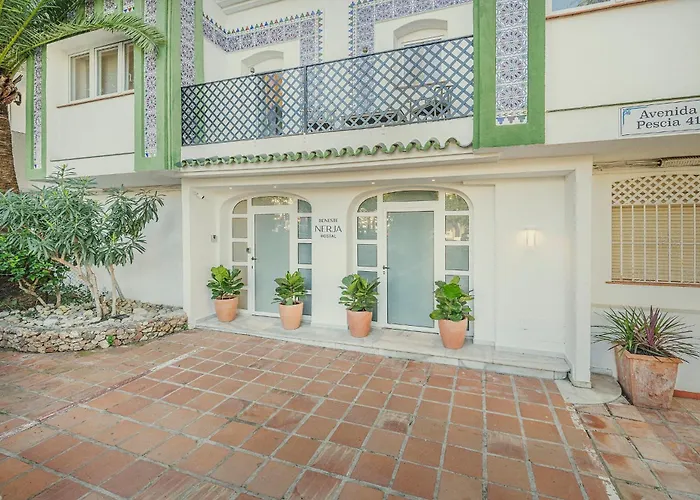 Beneste Nerja Hostal 2*