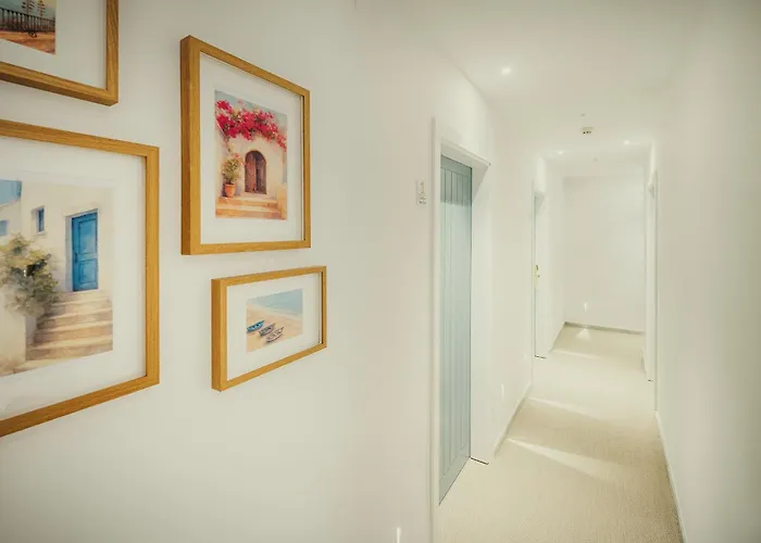 Beneste Nerja Hostal Hotel 2*