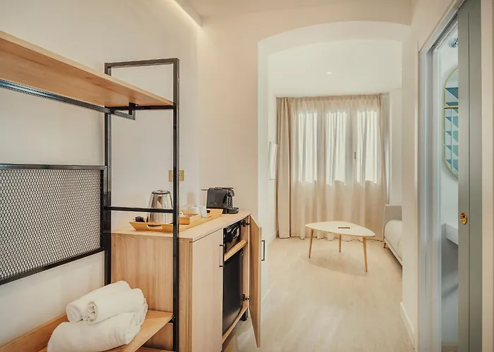 Beneste Nerja Hostal Nerja