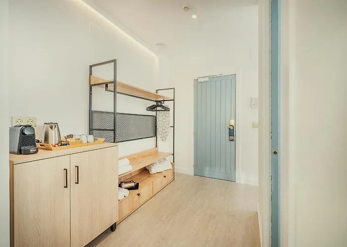 Beneste Nerja Hostal Nerja