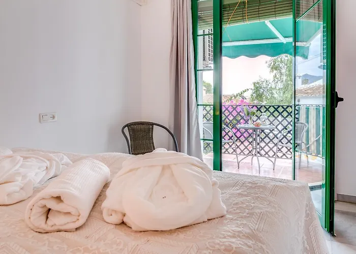 Beneste Nerja Hostal Nerja